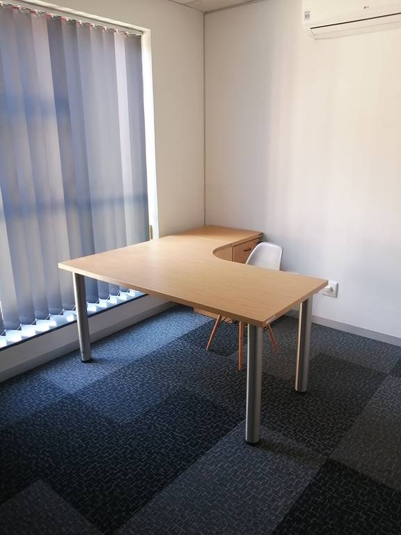 Private office (32sqm office space)..jpg